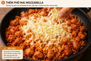 thêm phô mai mozzarella vào mì trộn gà cay phô mai