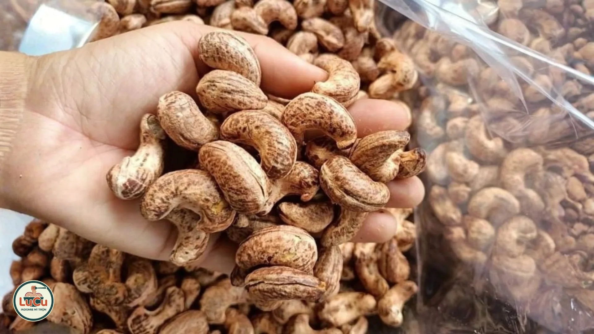 hạt điều là loại đồ ăn nào có lợi cho hệ tim mạch